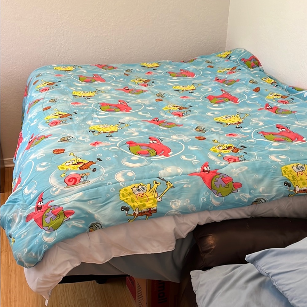 Approx 2004 vtg Nickelodeon SpongeBob SquarePants full comforter and sheets